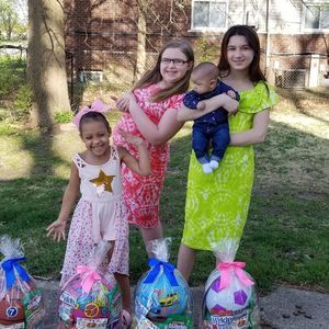 Meet your Posher, Holly